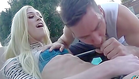 Long haired guy fucks a long haired blonde in the anus