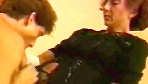 Mature slut is stripping off her clothes and getting fucked