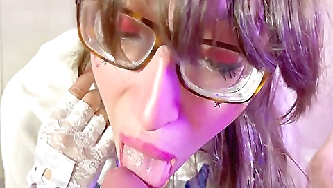 Deepthroat and anal sex for a brunette in stockings